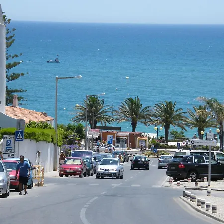 Av. Infante Dom Henrique * Albufeira